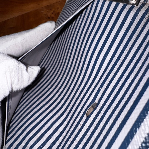 LIMITED EDITION Louis Vuitton Damier Graphite Trunks Agenda has been repurposed - Picture 11 of 17